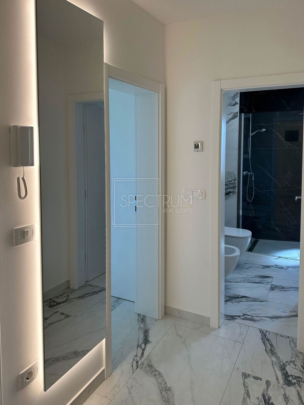 Cittanova, appartamento moderno con una bellissima vista sul mare