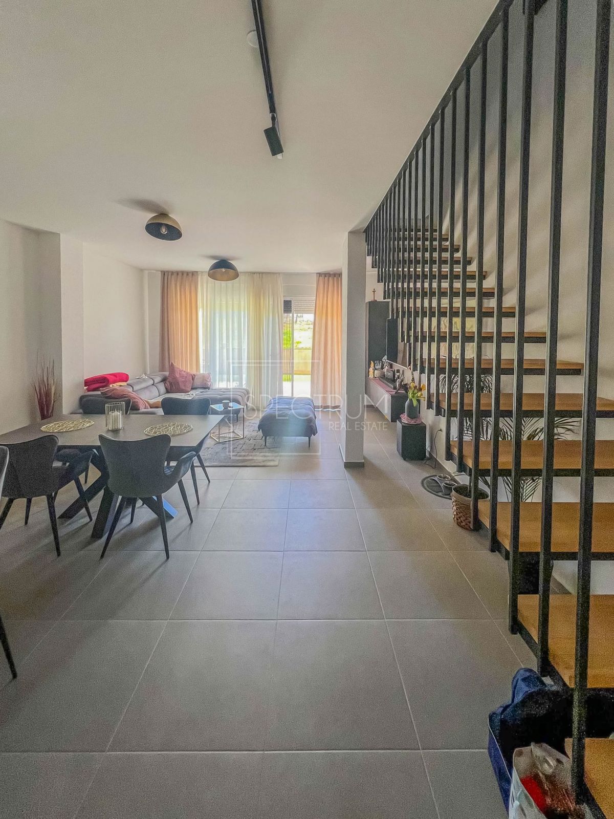 Cittanova, casa a schiera con giardino e vista mare