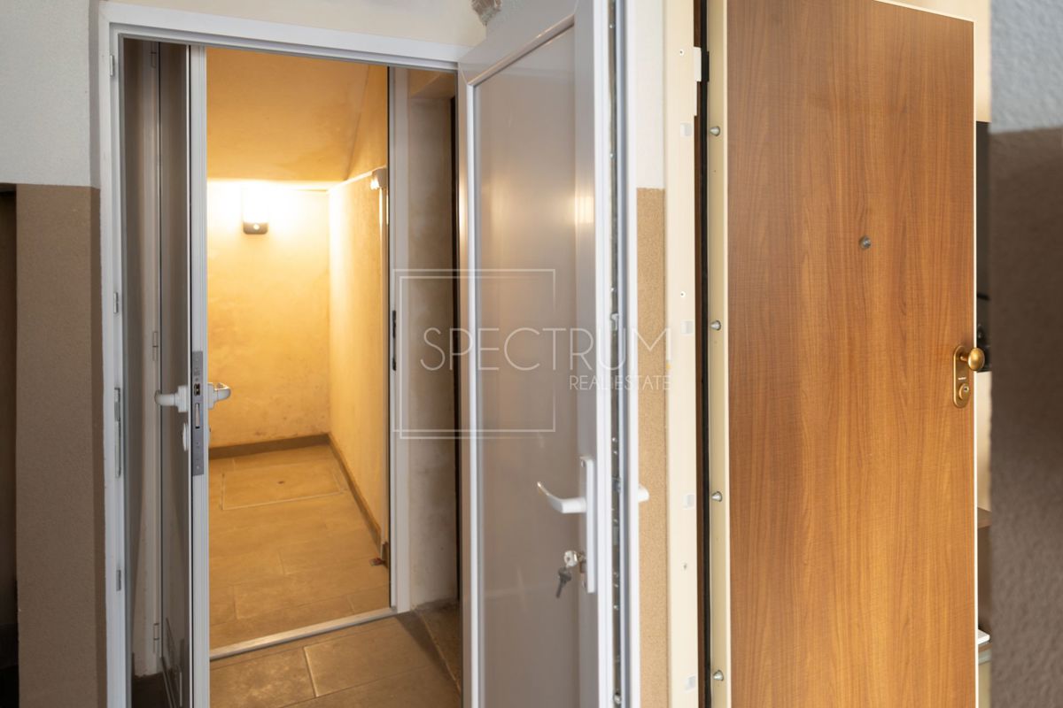 Cittanova, appartamento ristrutturato al piano terra a 100 metri dalla spiaggia!