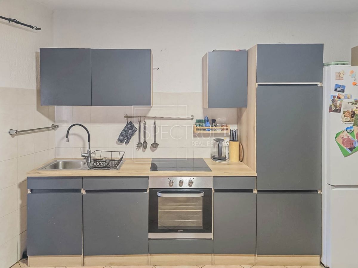 Verteneglio, casa con 2 appartamenti in centro