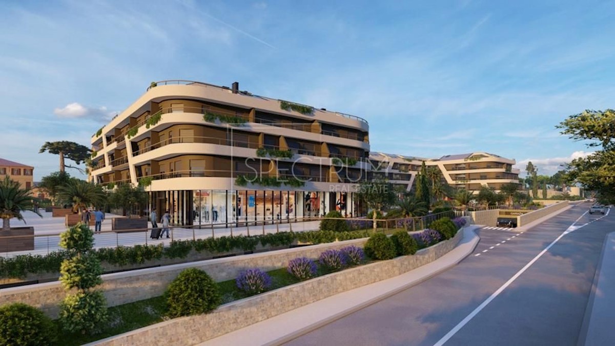 Parenzo, confortevole appartamento su due piani in centro