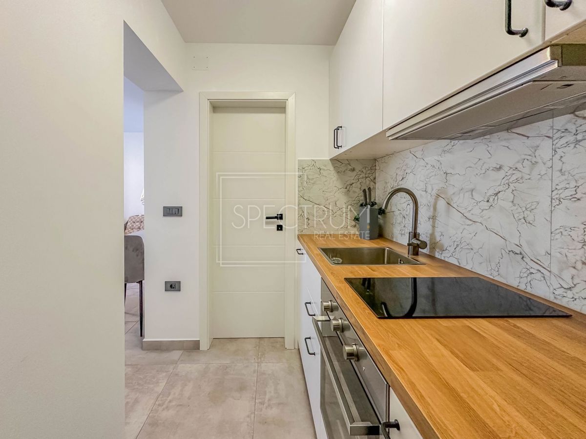 Umago, appartamento ristrutturato con vista mare!