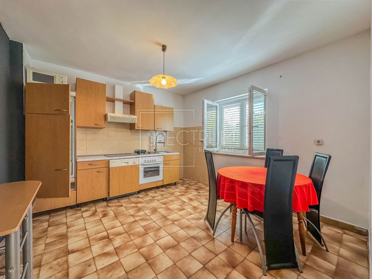 Zona Buie, casa indipendente con ampio cortile