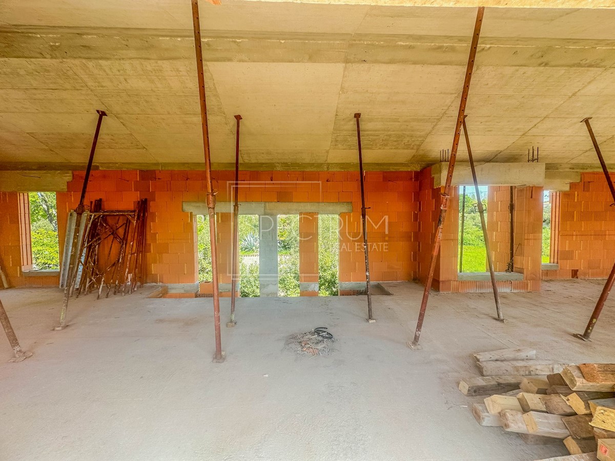 Castelliere, villa moderna con vista mare