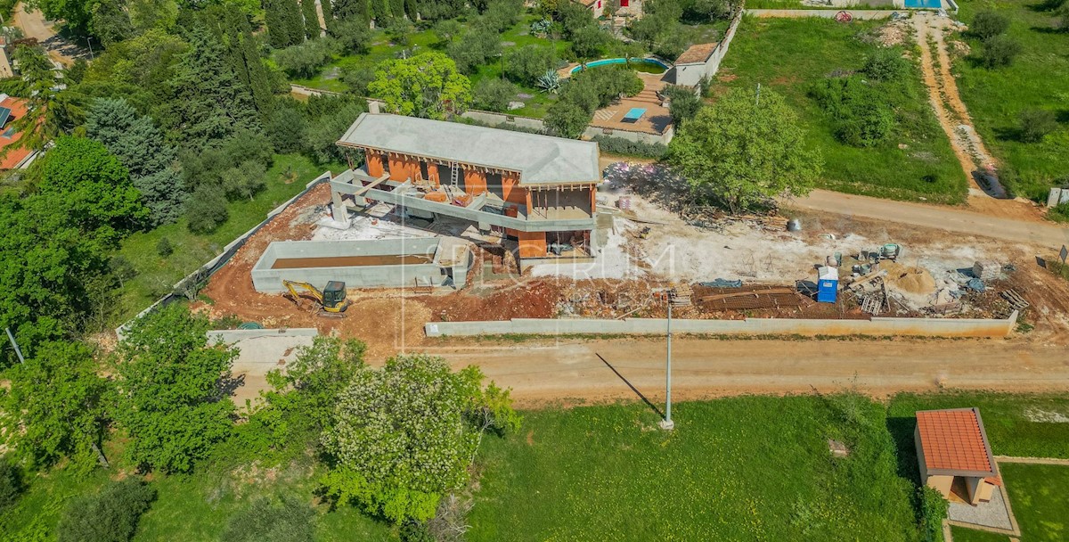 Castelliere, villa moderna con vista mare