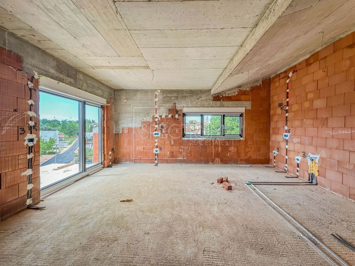 Fontane, appartamento mansardato di qualità e confortevole