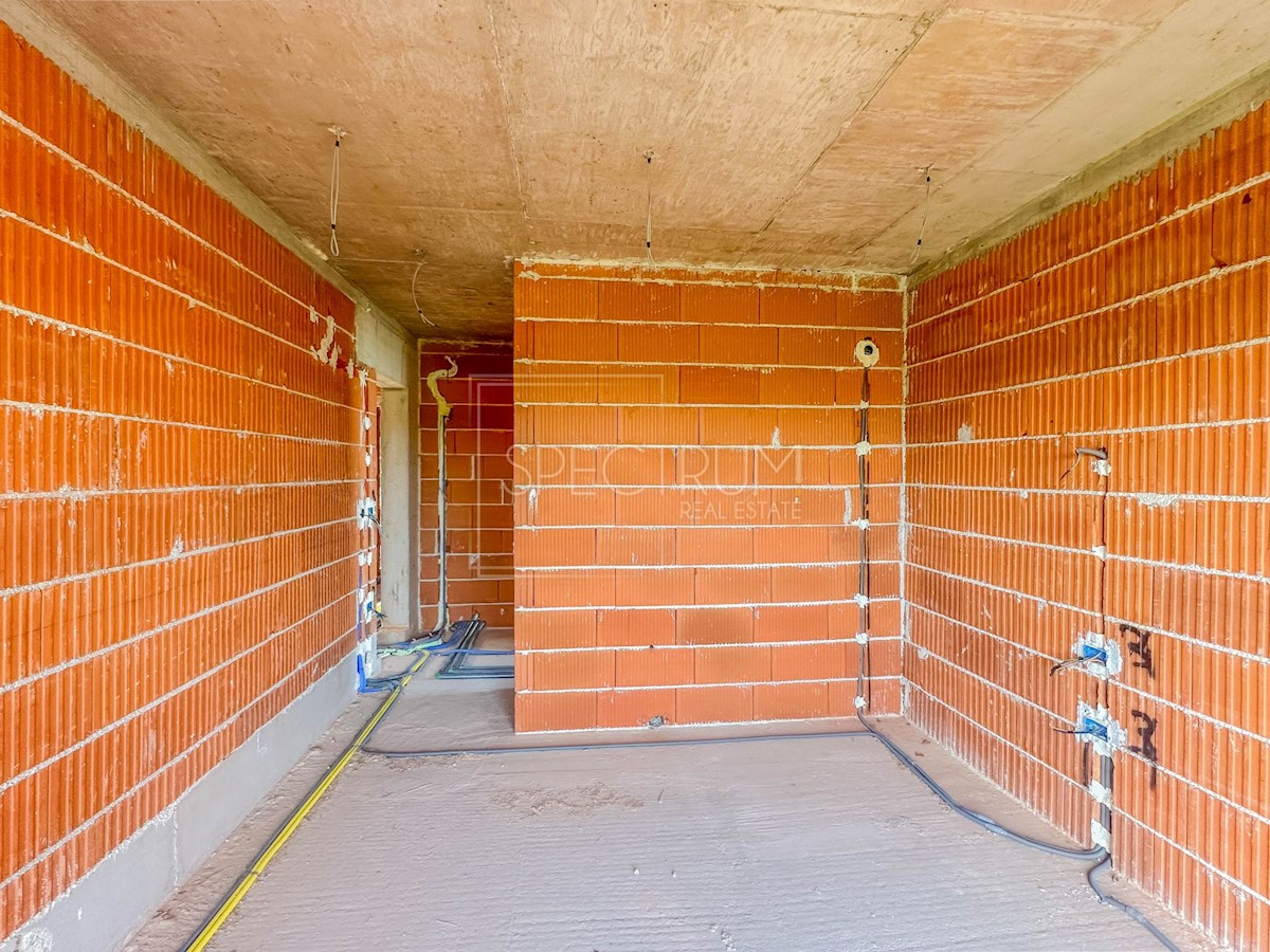 Parenzo, villa moderna con piscina