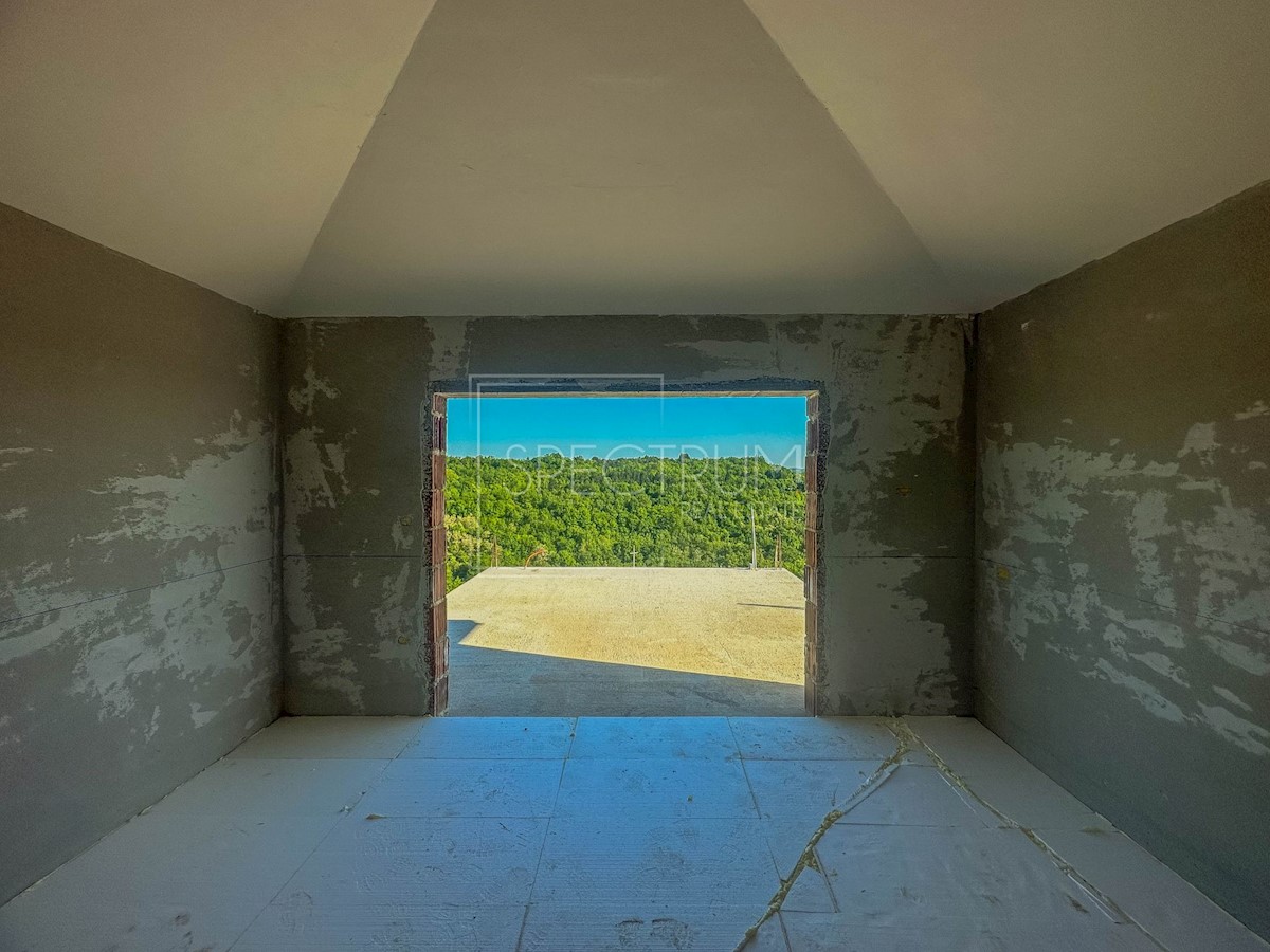 Dintorni di Buie, una villa con piscina e una bellissima vista