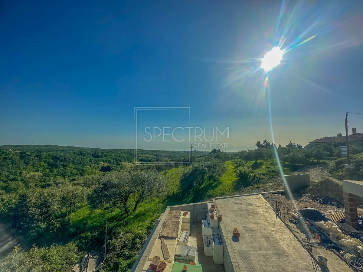 Dintorni di Buie, una villa con piscina e una bellissima vista