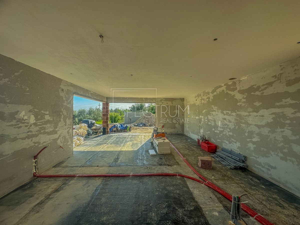 Dintorni di Buie, una villa con piscina e una bellissima vista