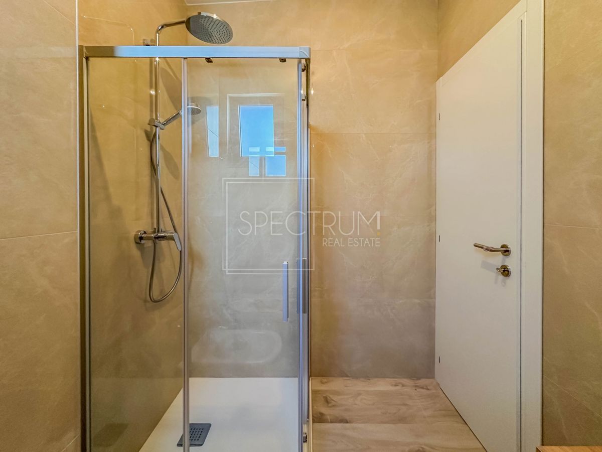 Zona di Umago, appartamento nuovo in una posizione attraente