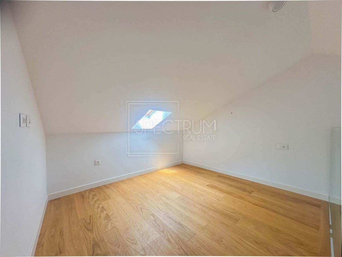 Torre, appartamento duplex ristrutturato