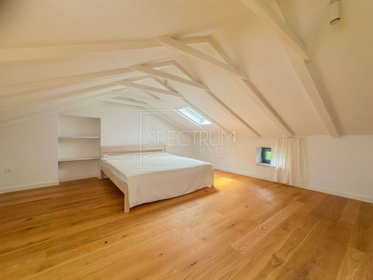 Torre, appartamento duplex ristrutturato