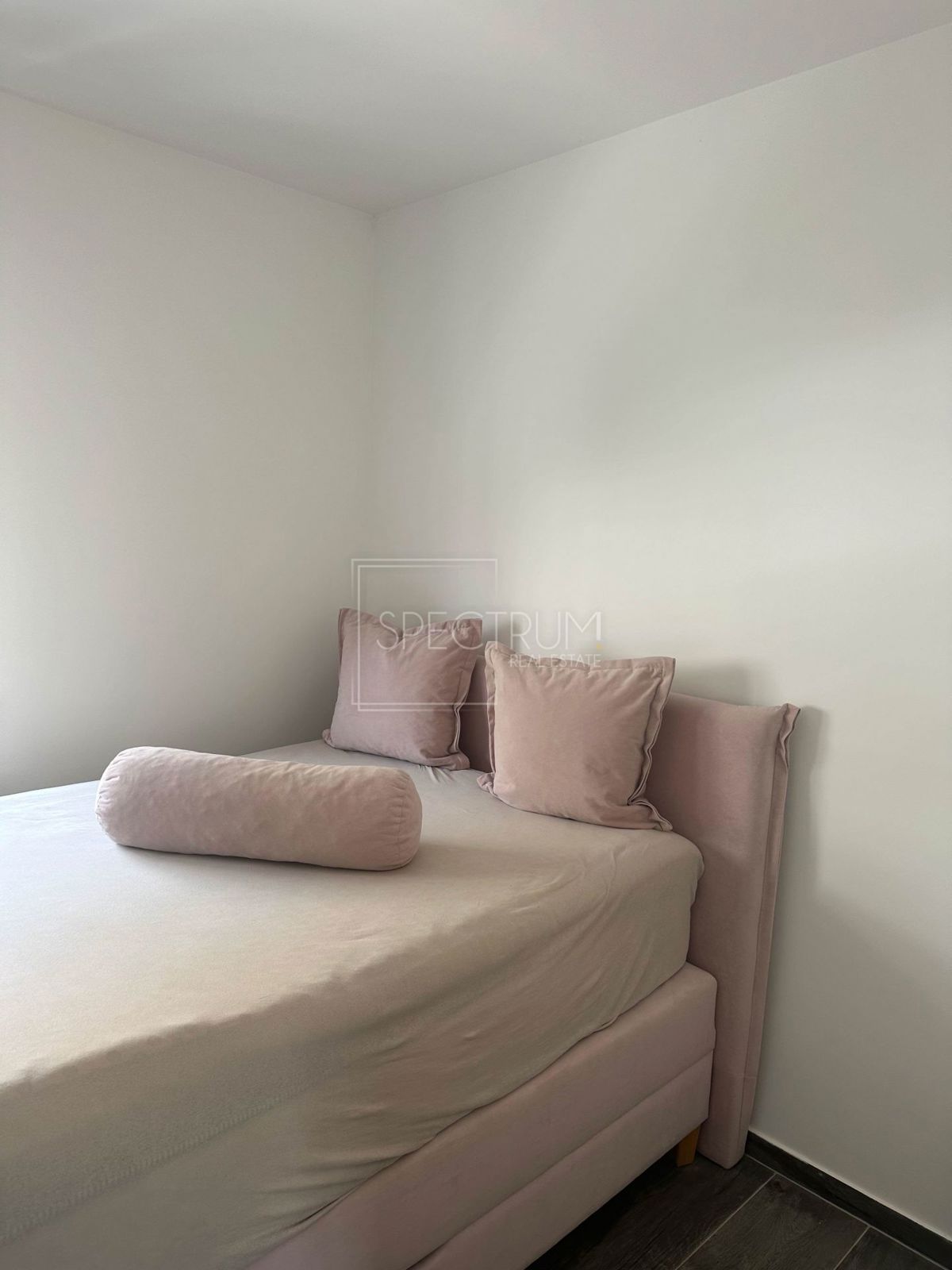 Cittanova, moderna casa a schiera con vista mare