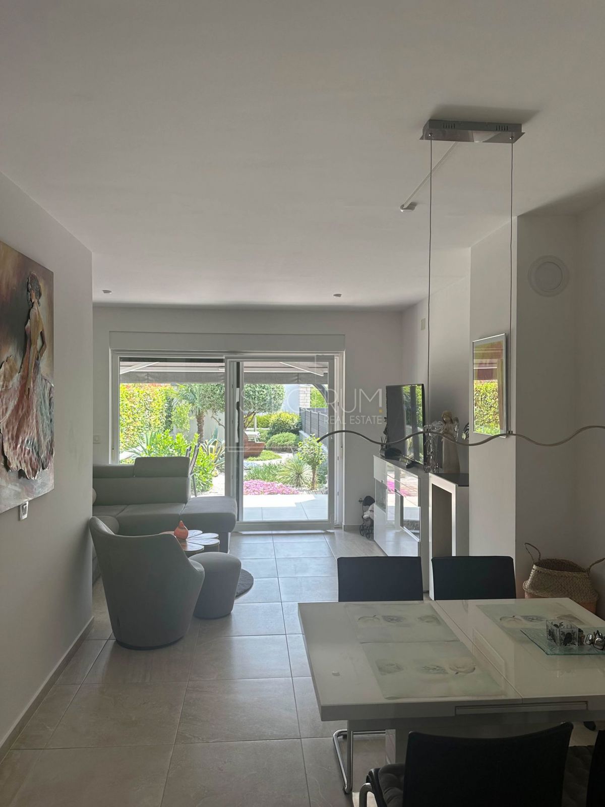 Cittanova, moderna casa a schiera con vista mare