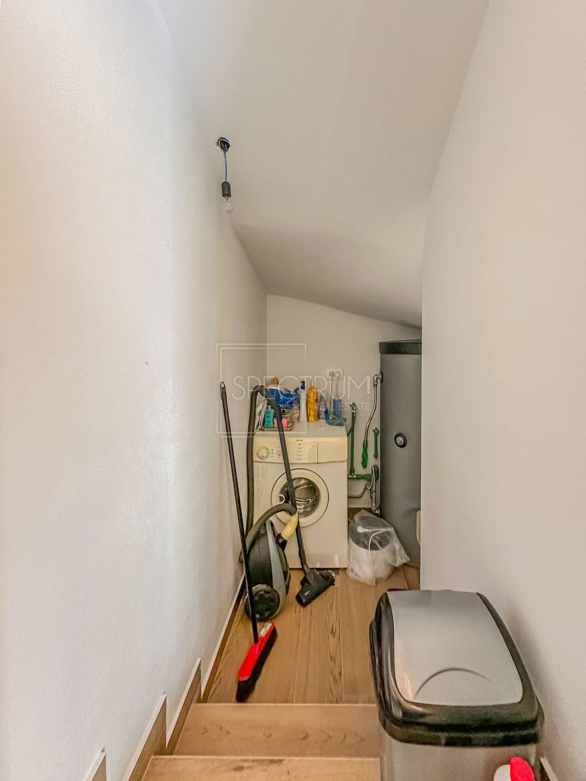 Cittanova, casa bifamiliare con piscina