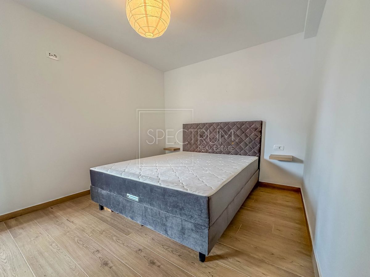 Cittanova, casa bifamiliare con piscina