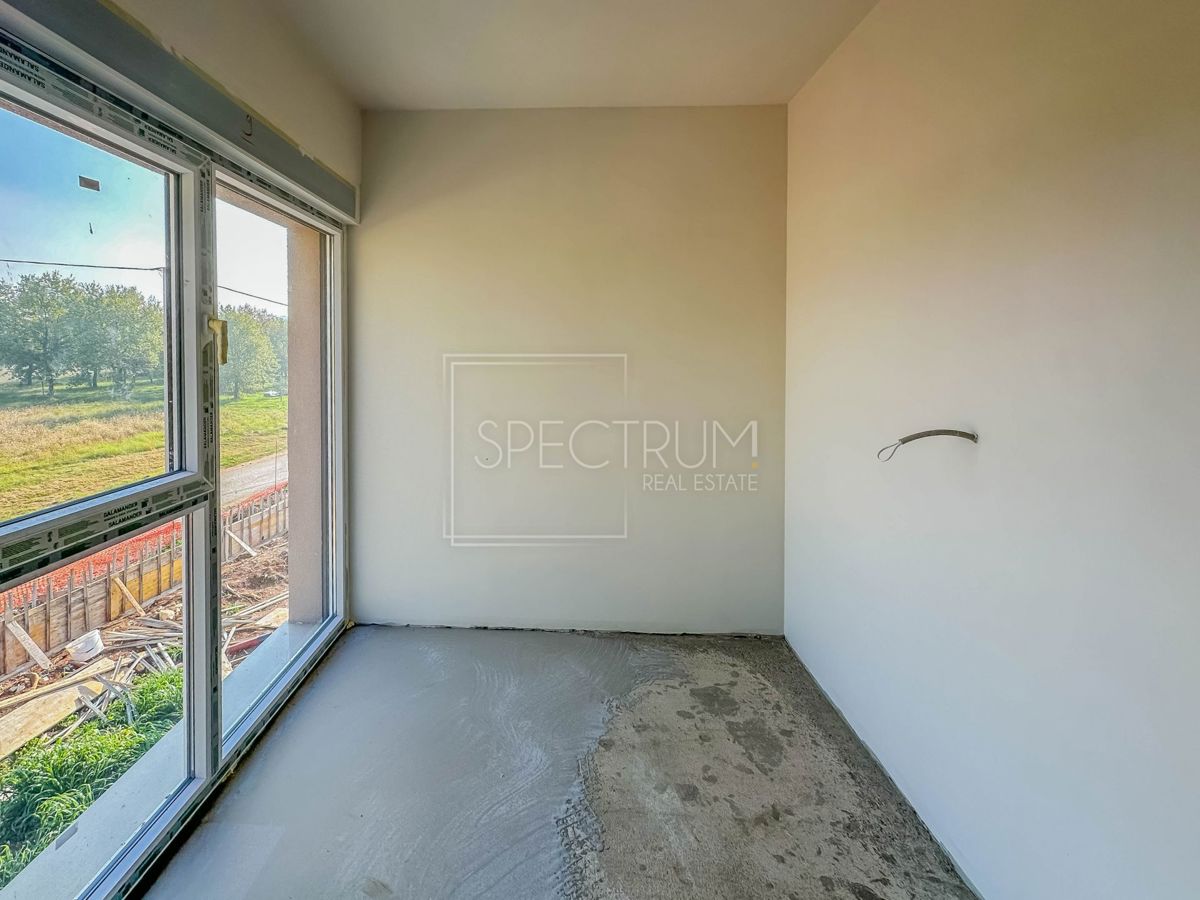 Zona Parenzo, appartamento moderno con terrazza sul tetto