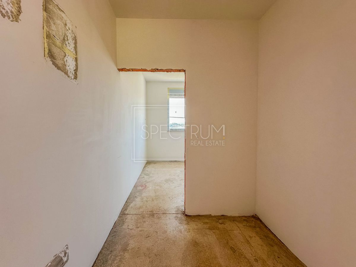 Zona Parenzo, appartamento moderno con terrazza sul tetto