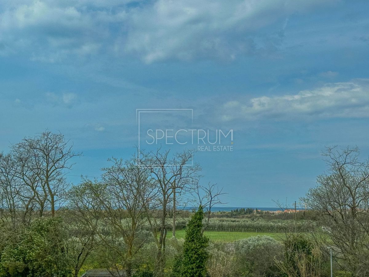 Umago, appartamento moderno con vista mare