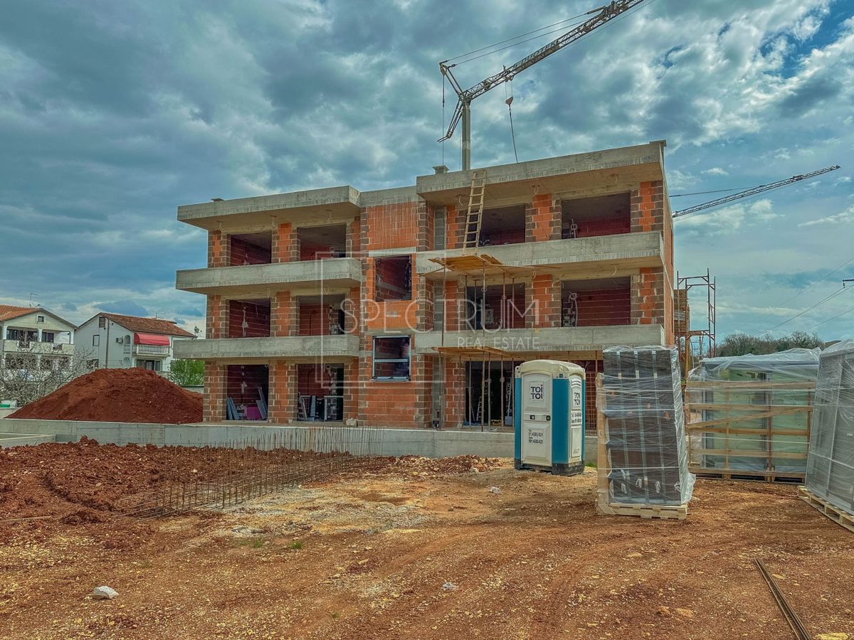 Umago, appartamento moderno con vista mare