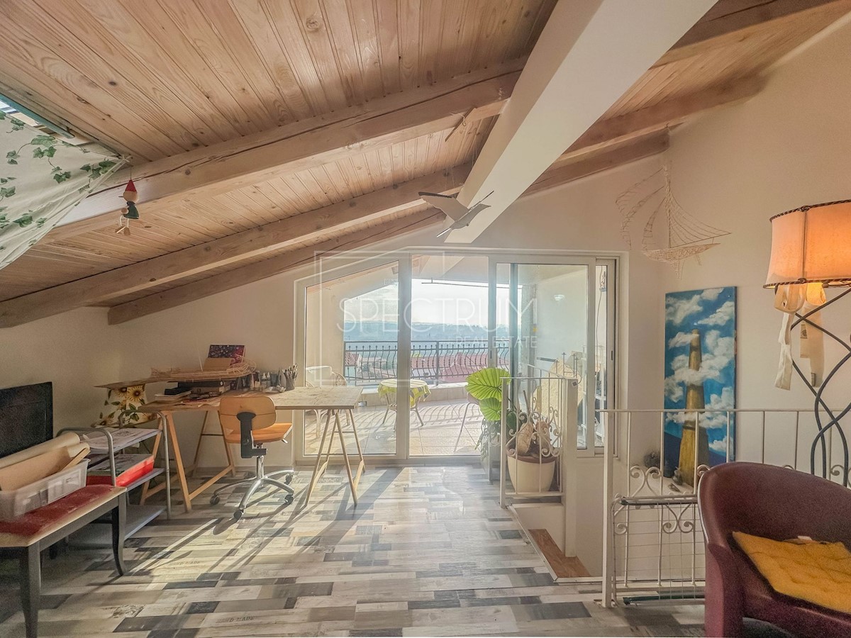 Verteneglio, appartamento unico nel centro!