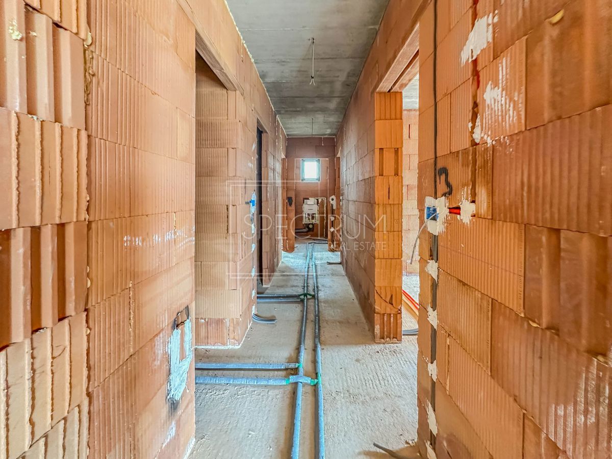 Fontane, moderno appartamento al 1° piano