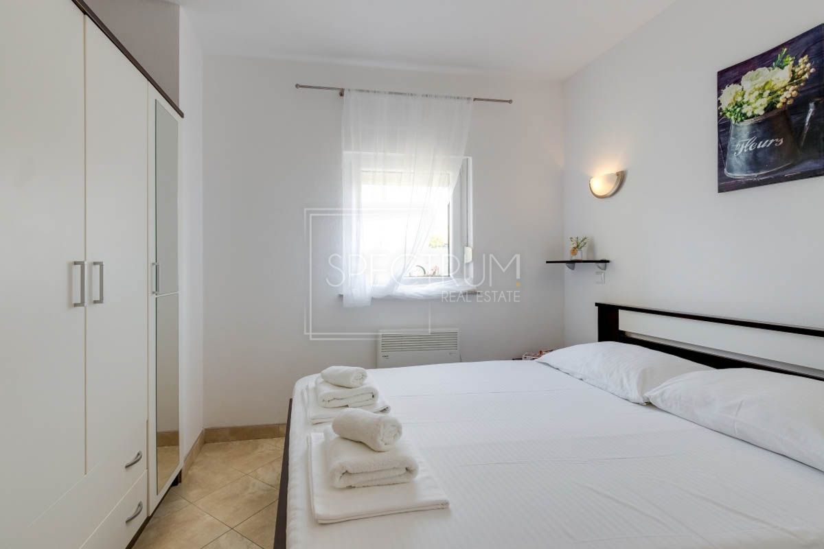 Zona Cittanova, 2 appartamenti a 350 m dal mare!