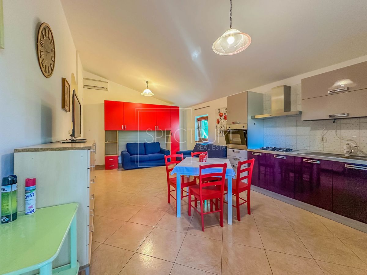 Zona di Grisignana, casa indipendente in posizione tranquilla