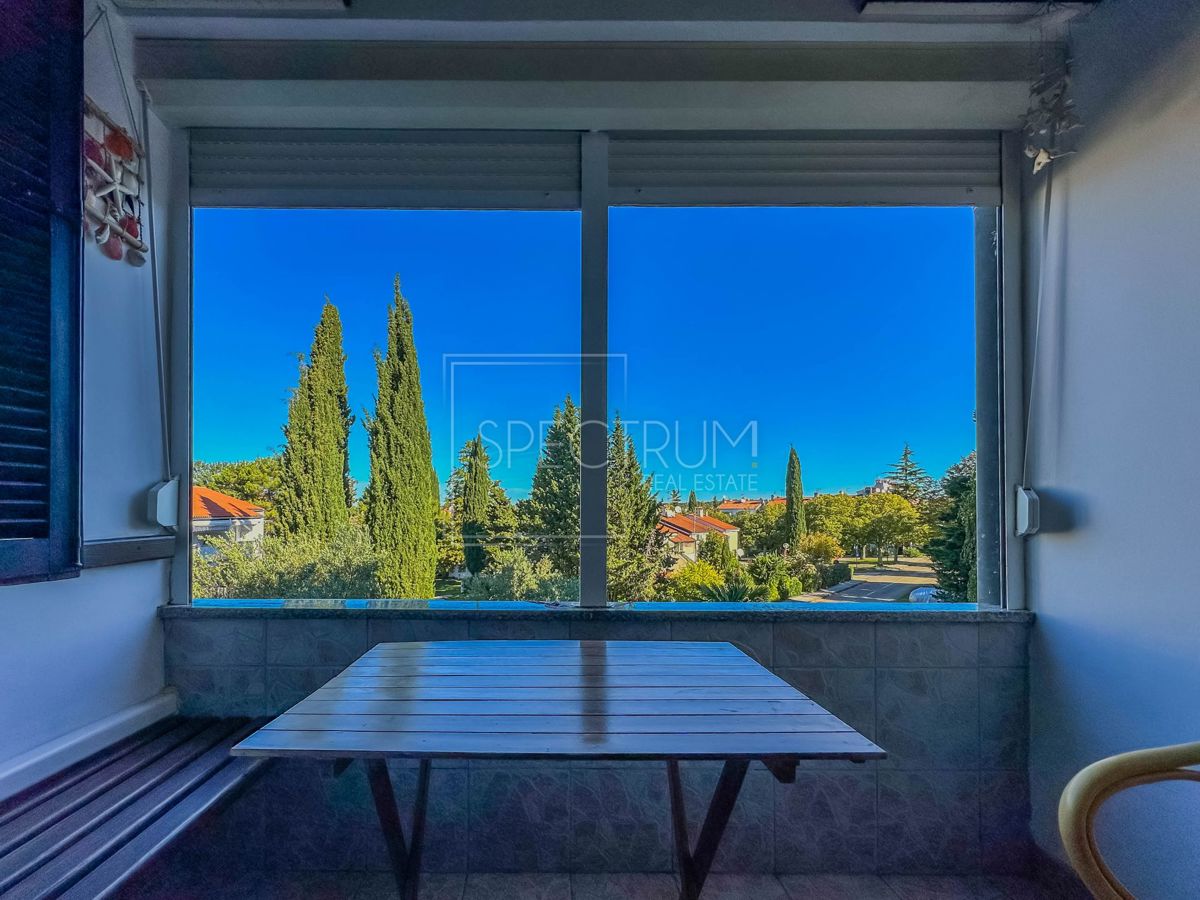 Zona Parenzo, appartamento su due piani a 350 m dal mare