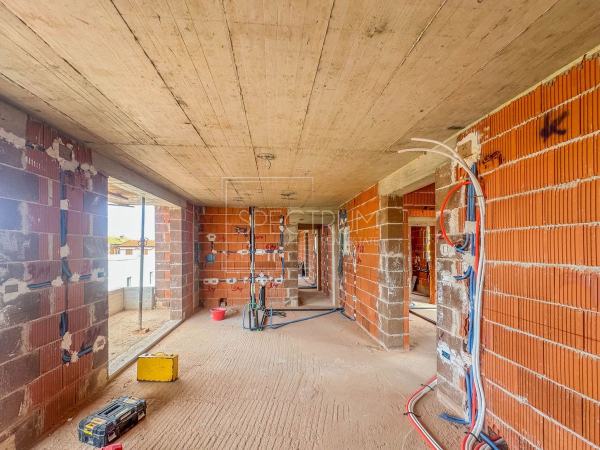 Umago, appartamento moderno al 1° piano