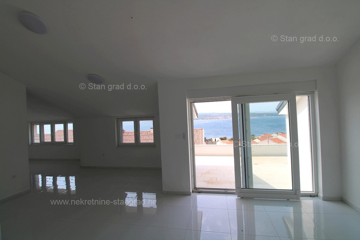 Crikvenica, nuovo appartamento con vista sul mare aperto!