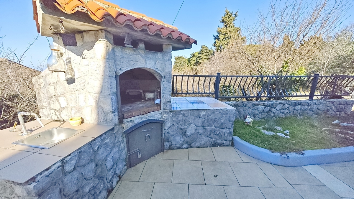 Dobrinj, una casa indipendente con vista sul mare!