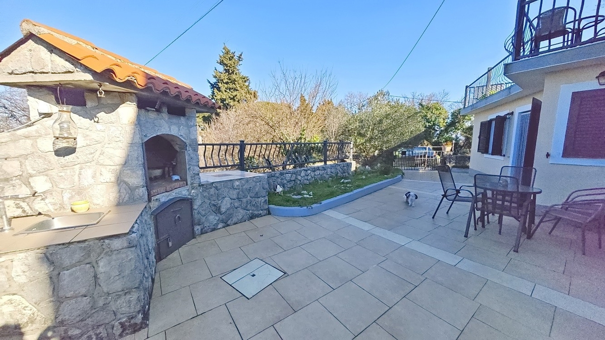 Dobrinj, una casa indipendente con vista sul mare!