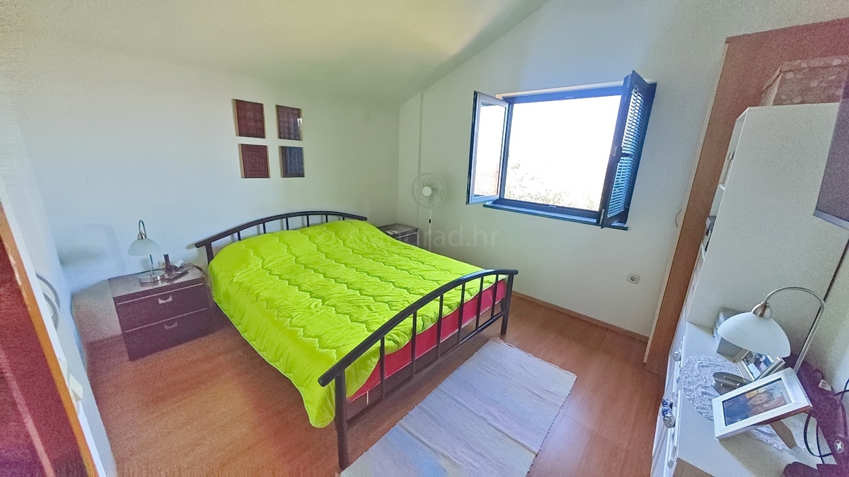 Dobrinj, una casa indipendente con vista sul mare!