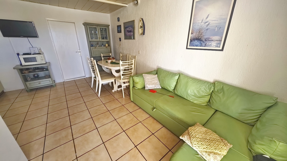 Baška, casa con 4 appartamenti in posizione tranquilla!