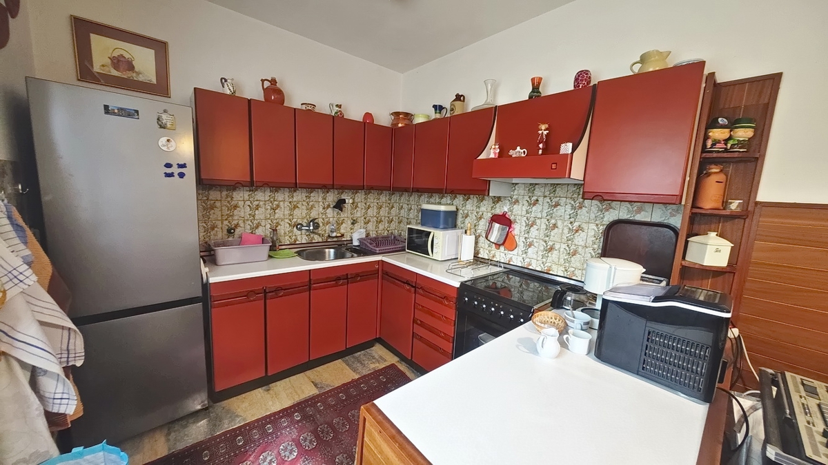 Malinska, casa indipendente con ampio giardino vicino al mare!