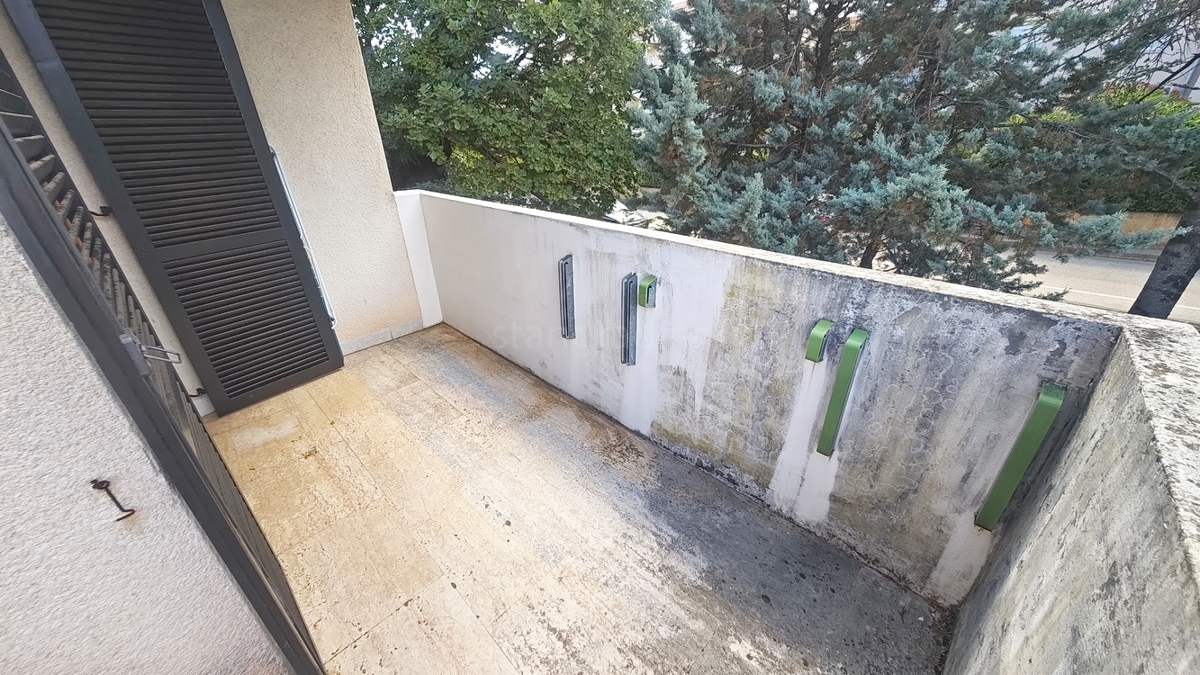 Malinska, casa indipendente con ampio giardino vicino al mare!