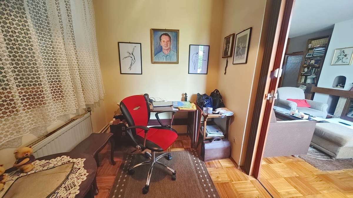 Malinska, casa indipendente con ampio giardino vicino al mare!