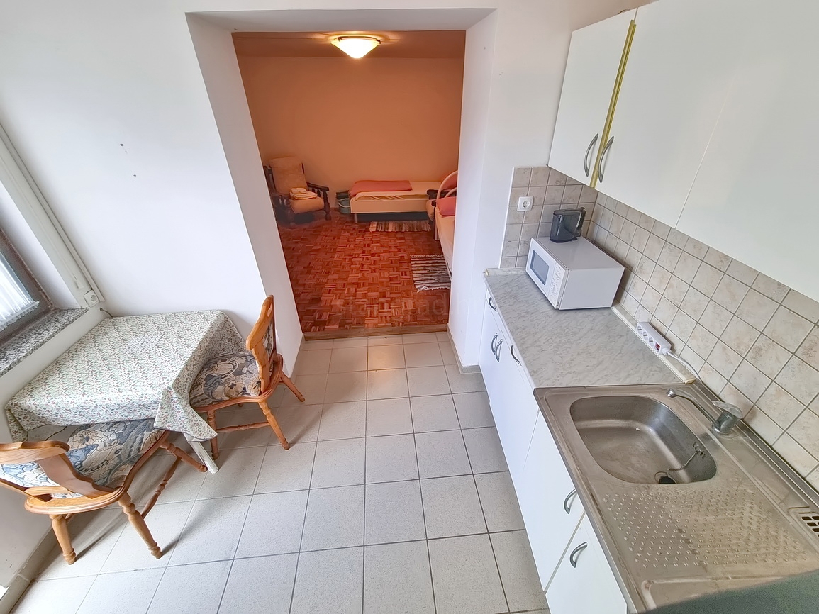 Crikvenica, appartamento con terrazza in un'ottima posizione vicino al mare!