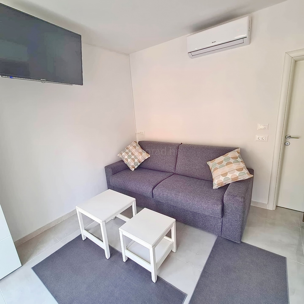 Crikvenica, casa indipendente con cinque appartamenti vicino al mare!