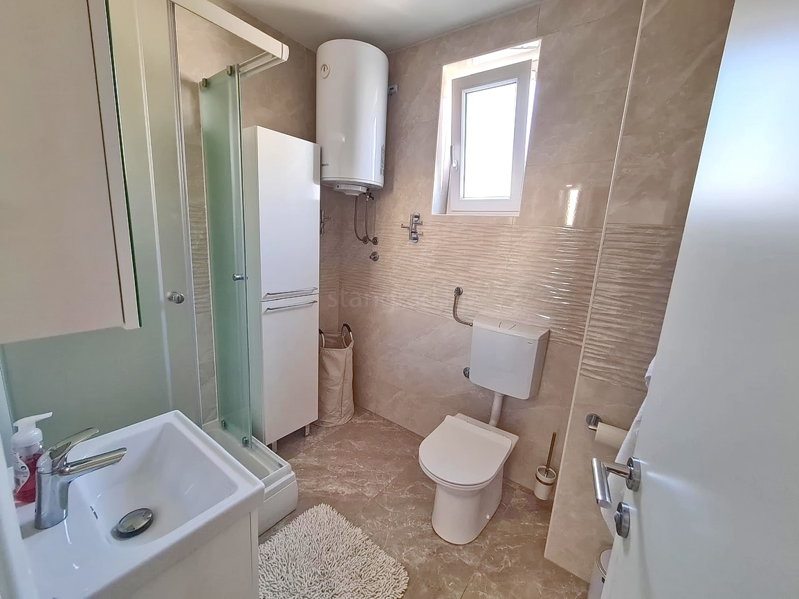 Crikvenica, casa indipendente con cinque appartamenti vicino al mare!