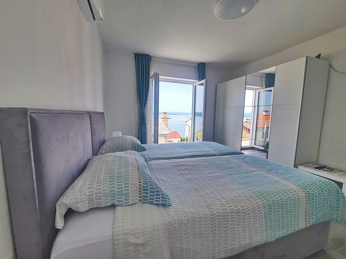 Crikvenica, casa indipendente con cinque appartamenti vicino al mare!