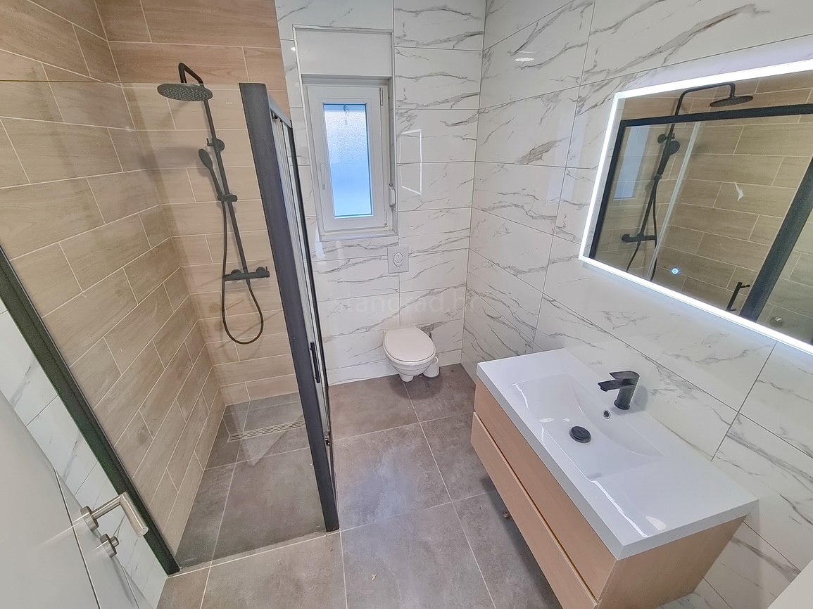 Crikvenica, appartamento al piano rialzato vicino al mare!