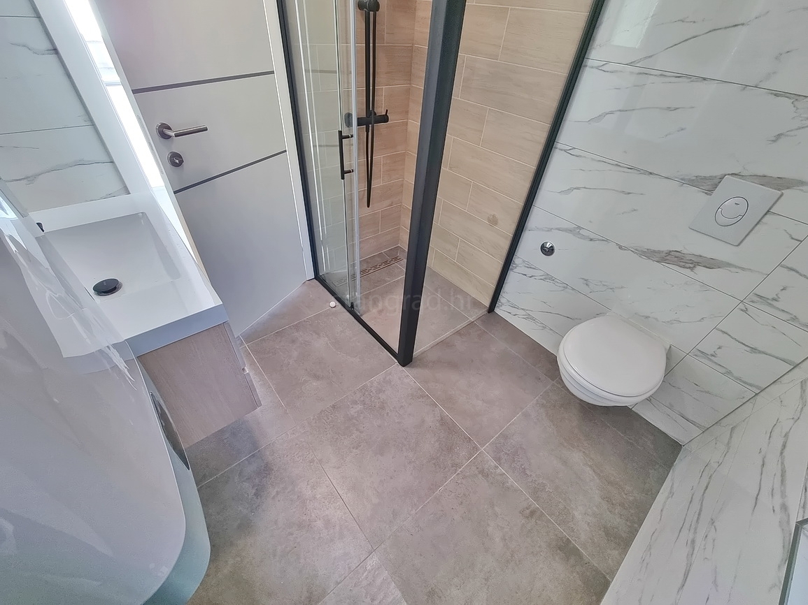 Crikvenica, appartamento al 2° piano di un nuovo edificio vicino al mare!