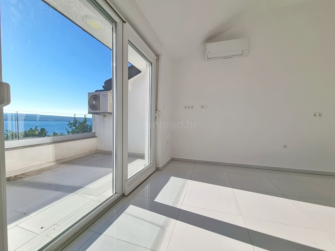 Crikvenica, appartamento al 2° piano di un nuovo edificio vicino al mare!