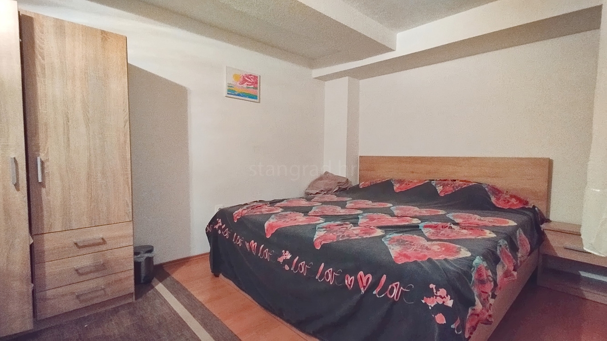 Novi Vinodolski, appartamento duplex vicino al mare!