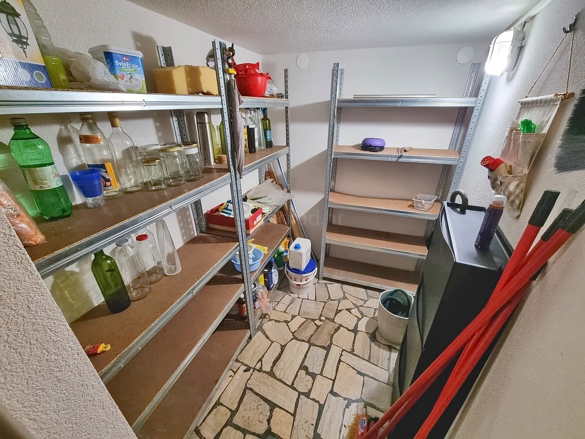 Punat, casa indipendente nelle immediate vicinanze del mare!