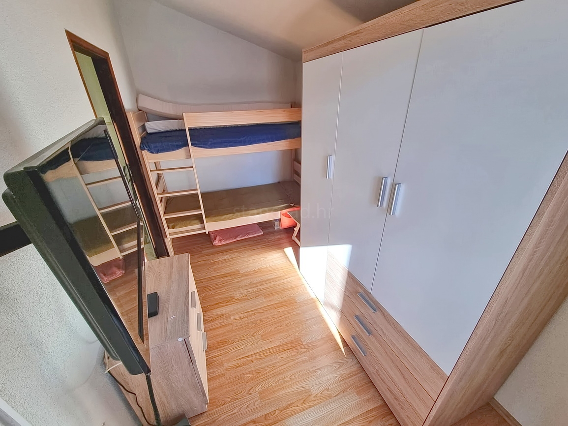 Punat, casa indipendente nelle immediate vicinanze del mare!