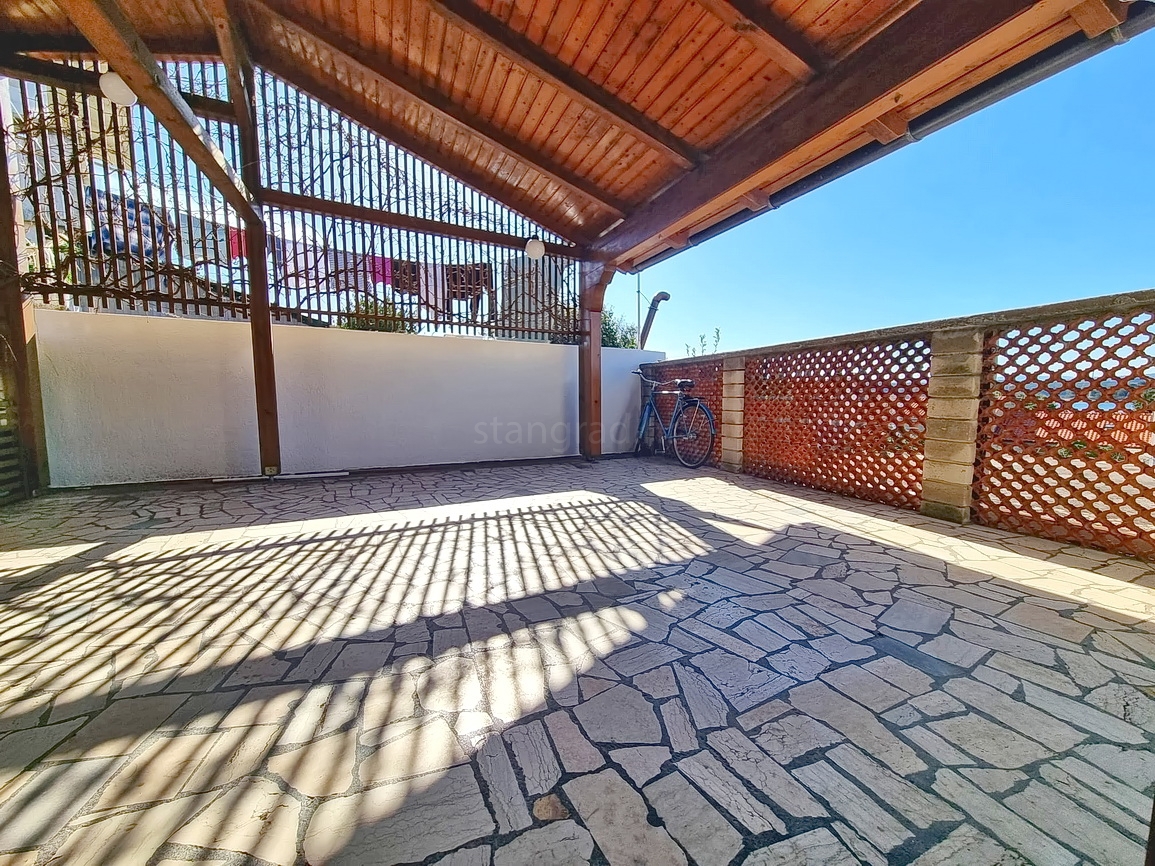 Punat, casa indipendente nelle immediate vicinanze del mare!